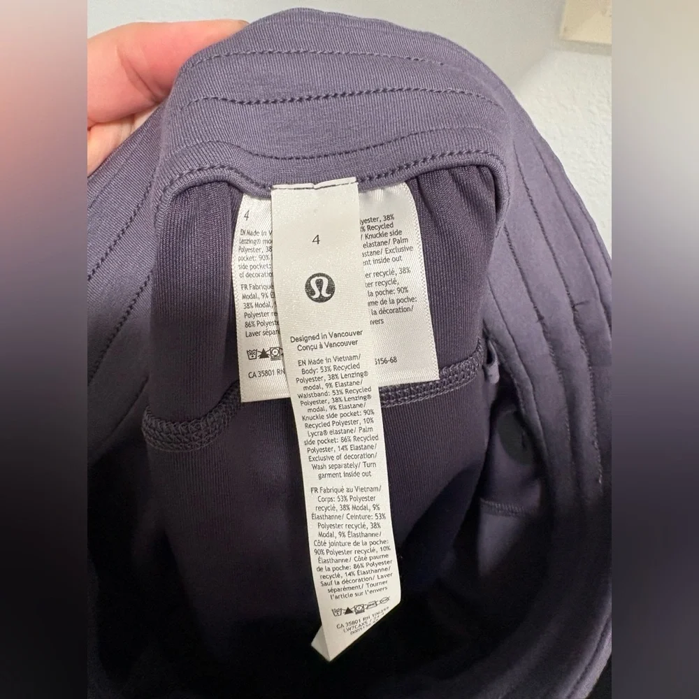 New Lululemon Softstreme high-rise short Sz4 color Nightfall MSRP: $78 - Picture 8 of 9